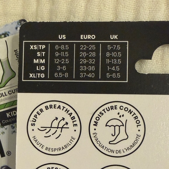 Smartwool Kids Socks Bundle – 13 Pairs – Kids Medium – 3 NWT + 10 Pre-Owned - Picture 4 of 5